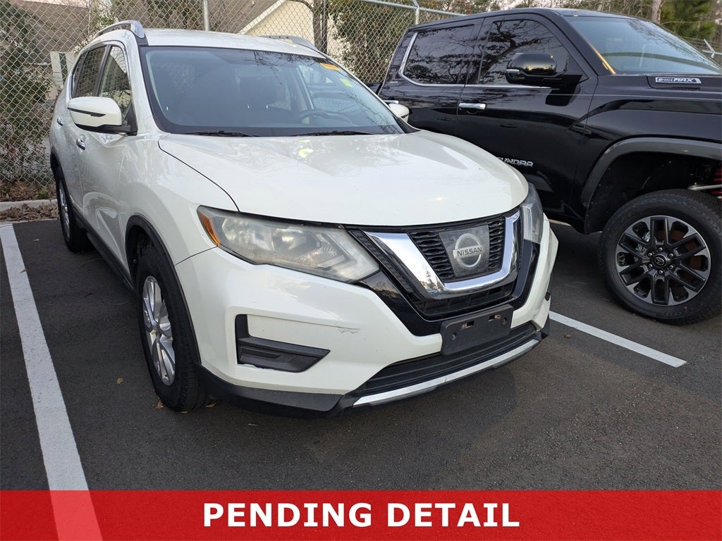 2017 Nissan Rogue SV