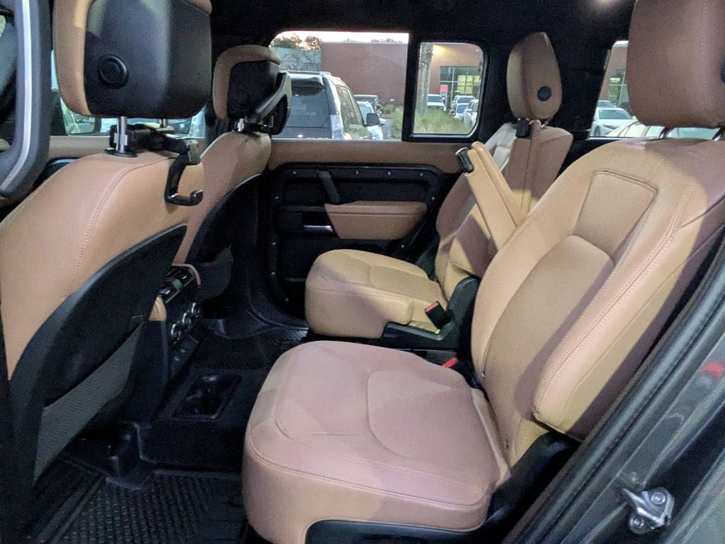 2025 Land Rover Defender 130 S