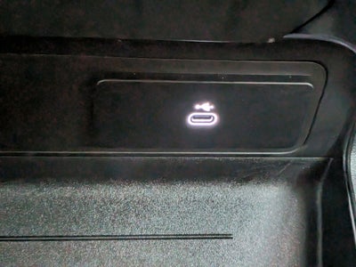 2025 Land Rover Defender 130 S