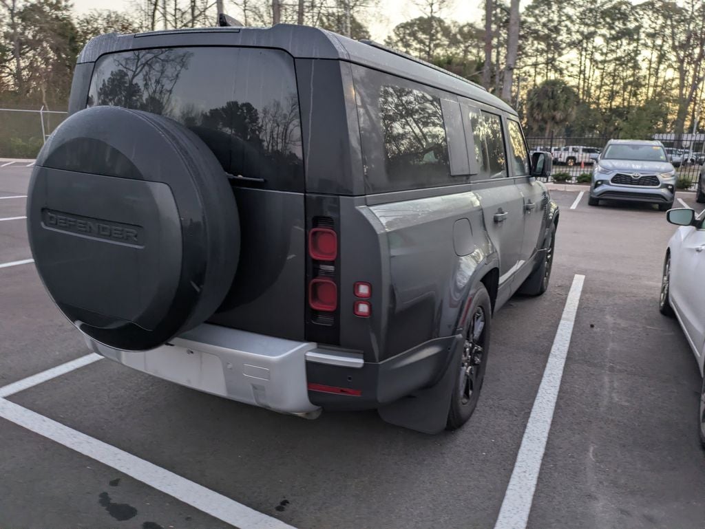 2025 Land Rover Defender 130 S