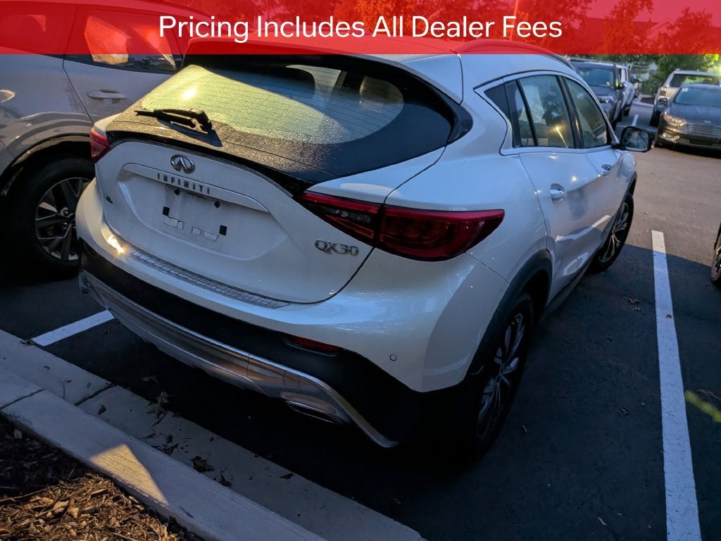 2019 INFINITI QX30 LUXE