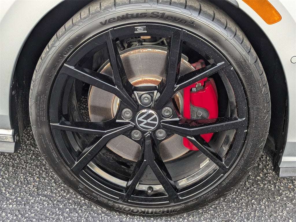 2024 Volkswagen Golf GTI Autobahn