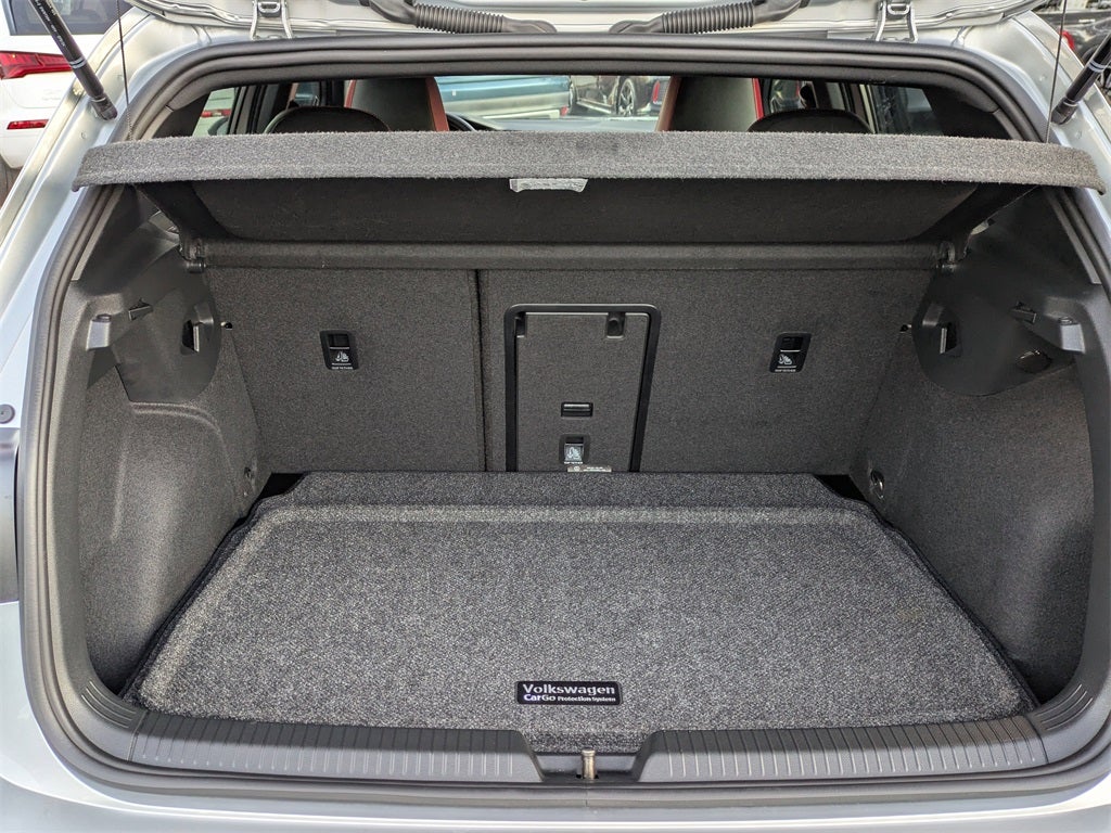 2024 Volkswagen Golf GTI Autobahn