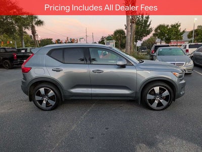 2019 Volvo XC40 Momentum