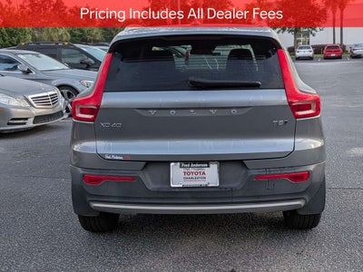 2019 Volvo XC40 Momentum