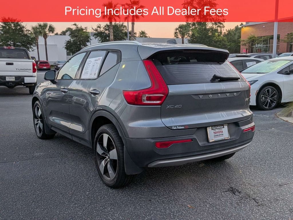 2019 Volvo XC40 Momentum