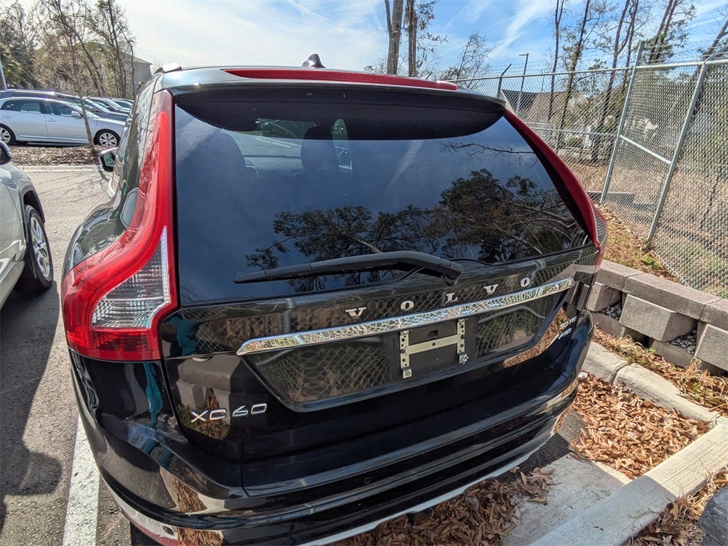 2016 Volvo XC60 T6 Platinum
