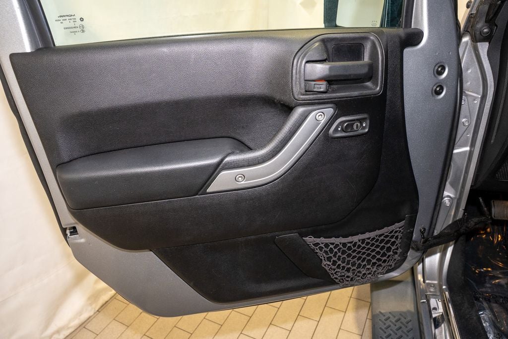 2013 Jeep Wrangler Sahara