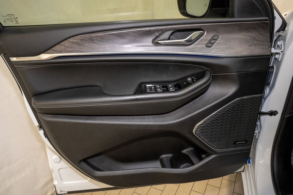 2024 Jeep Grand Cherokee Overland