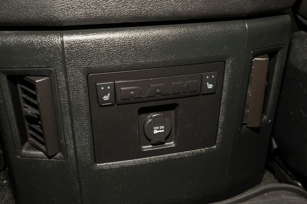 2016 RAM 1500 Laramie