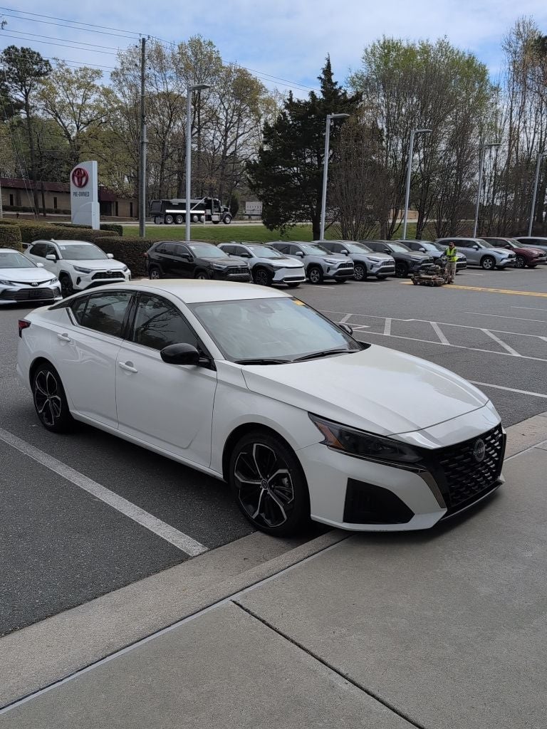 2024 Nissan Altima 2.5 SR