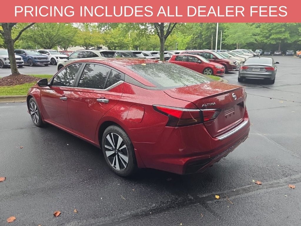 2022 Nissan Altima 2.5 SV