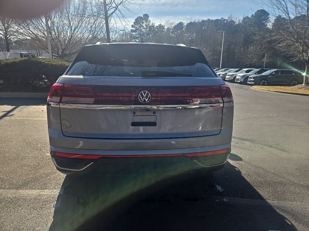 2024 Volkswagen Atlas Cross Sport 2.0T SE w/Technology