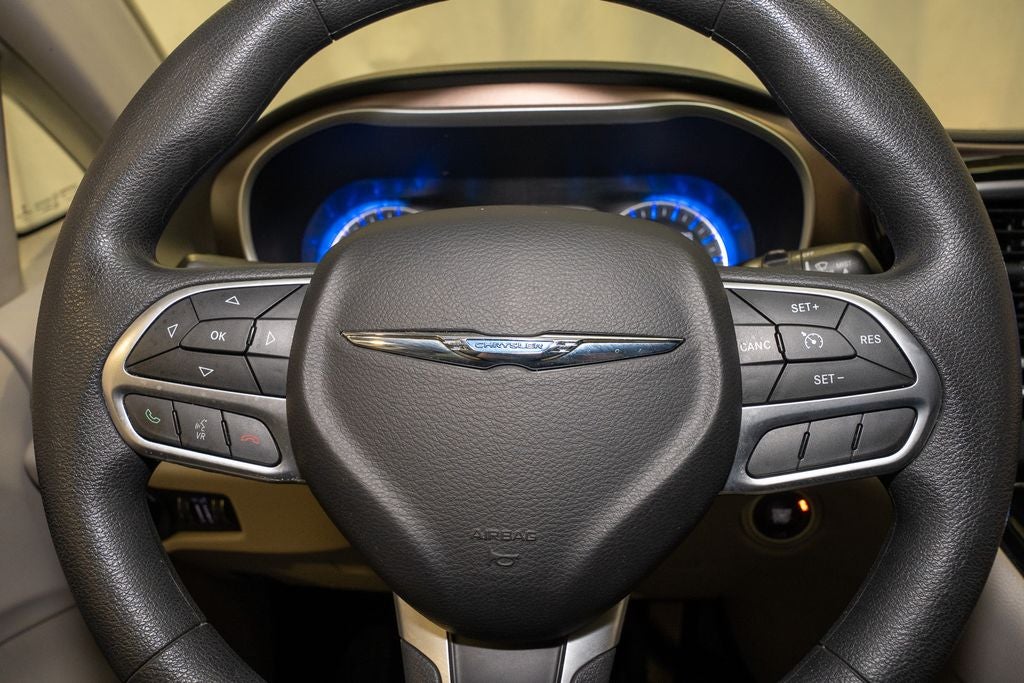 2017 Chrysler Pacifica Touring