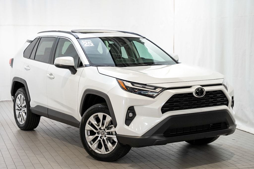 2025 Toyota RAV4 XLE Premium
