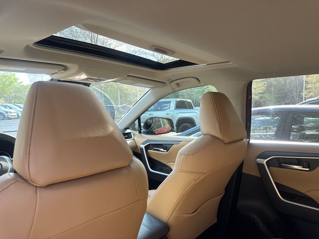 2025 Toyota RAV4 XLE Premium