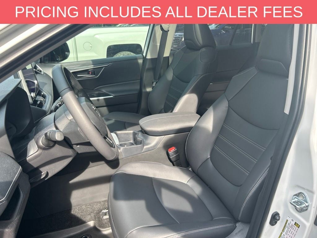 2025 Toyota RAV4 XLE Premium