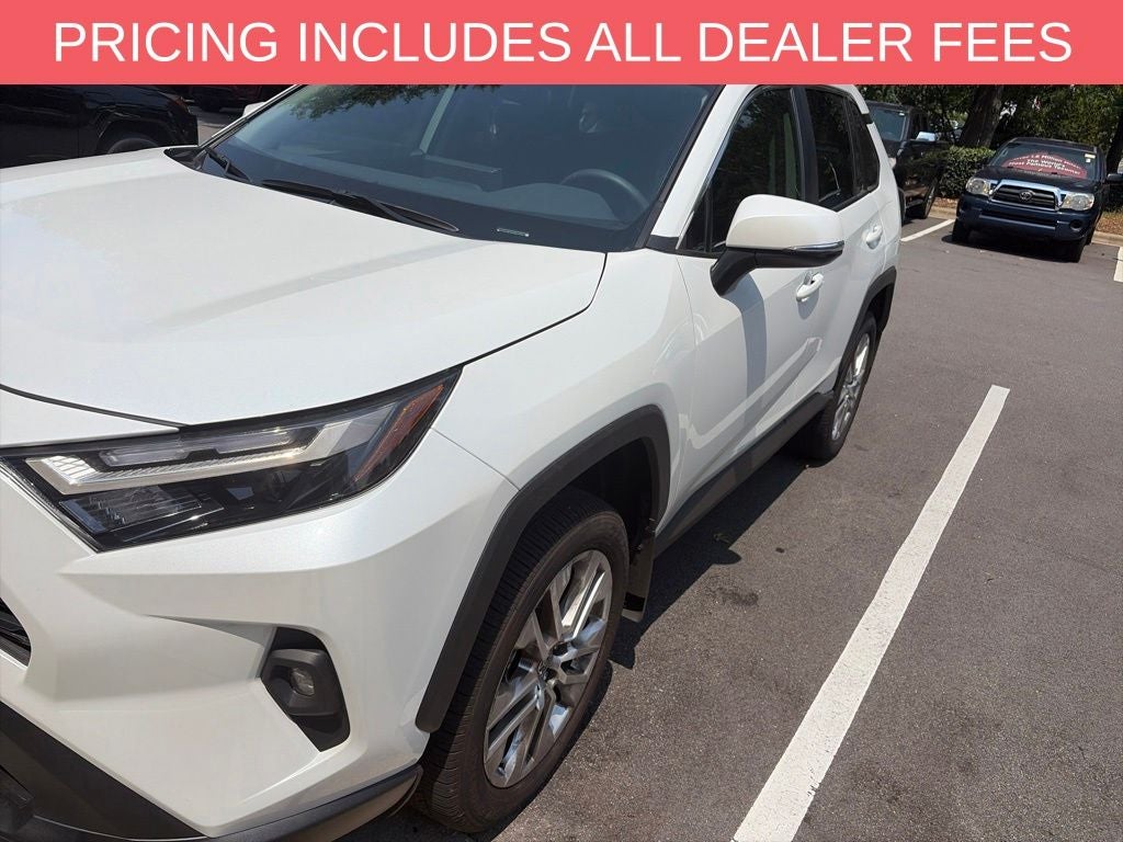 2025 Toyota RAV4 XLE Premium