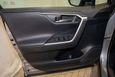 2019 Toyota RAV4 Hybrid XSE