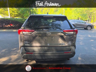 2021 Toyota RAV4 LE