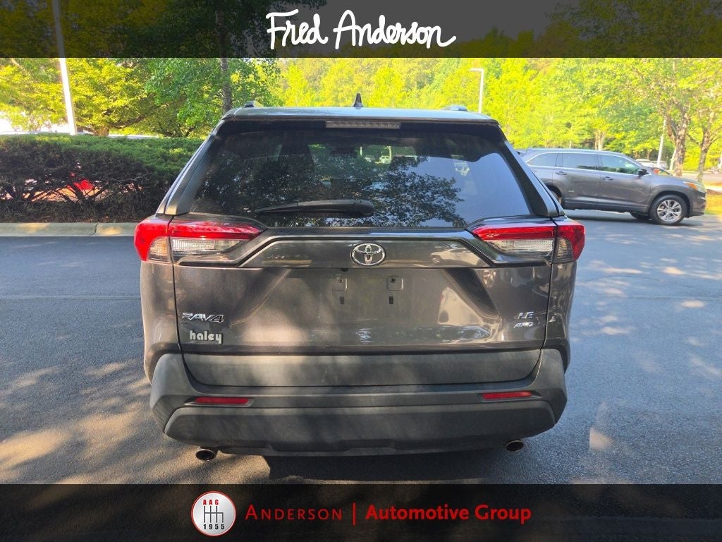 2021 Toyota RAV4 LE