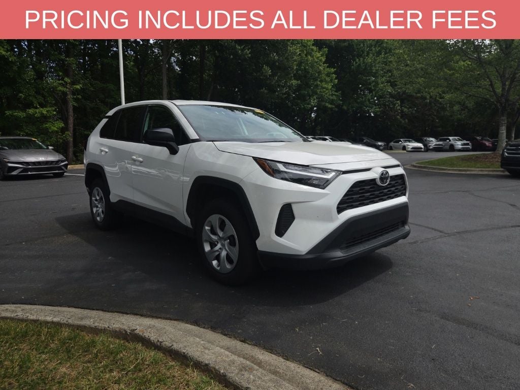 2025 Toyota RAV4 LE