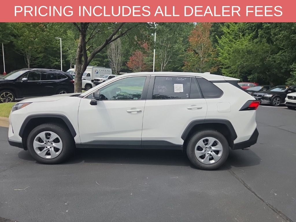 2025 Toyota RAV4 LE