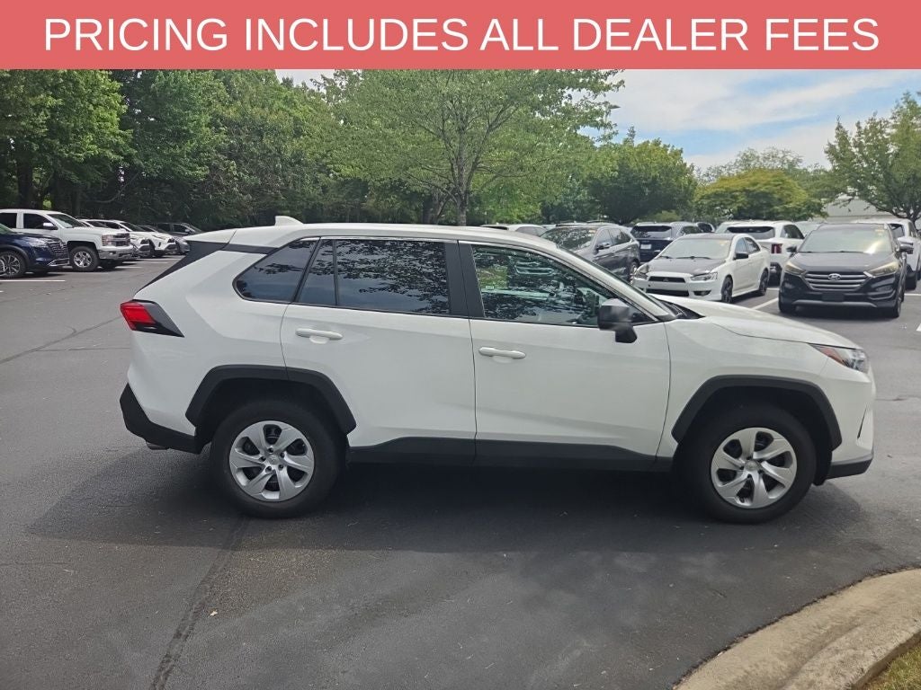 2025 Toyota RAV4 LE