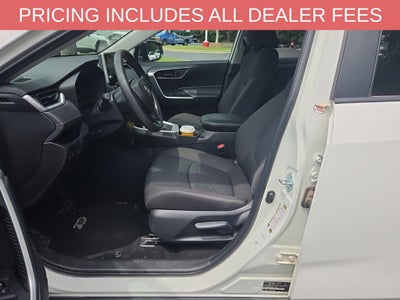 2025 Toyota RAV4 LE