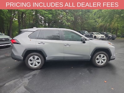 2025 Toyota RAV4 LE
