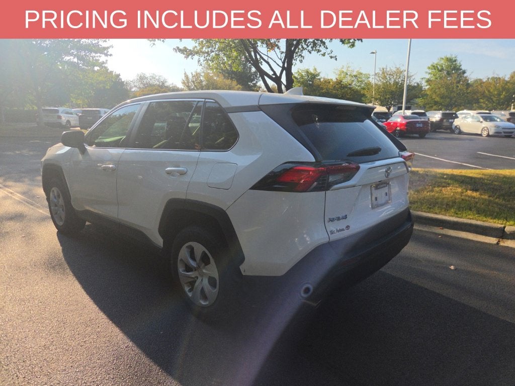 2024 Toyota RAV4 LE