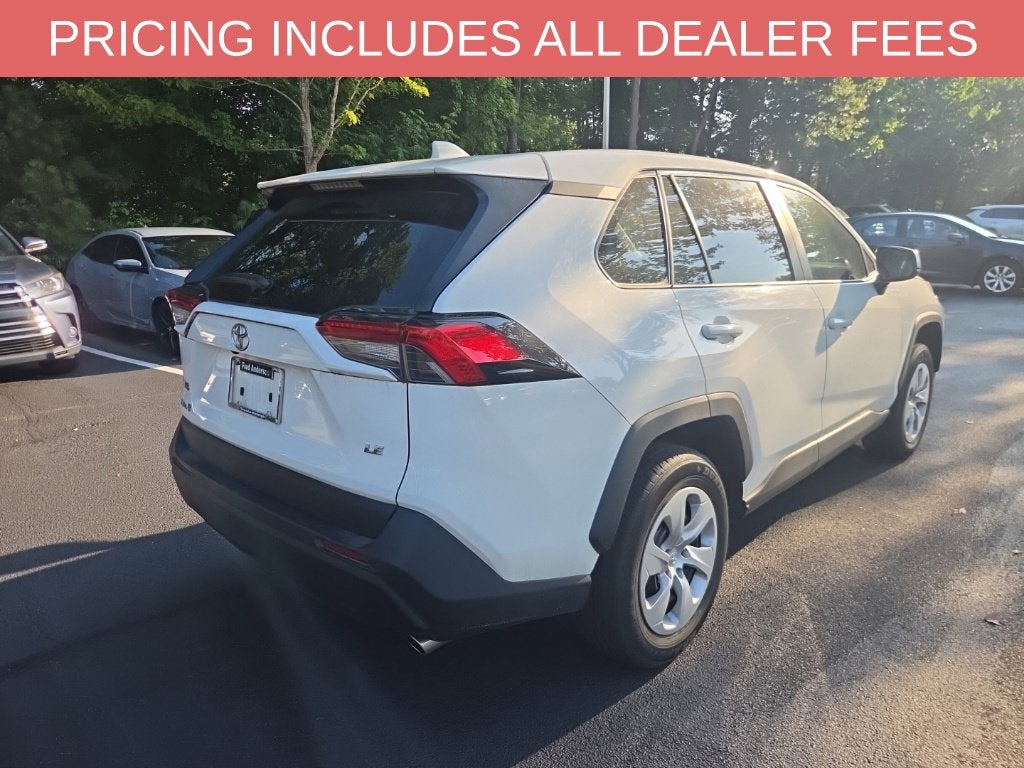 2024 Toyota RAV4 LE