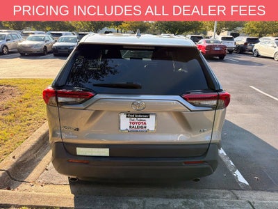 2022 Toyota RAV4 LE