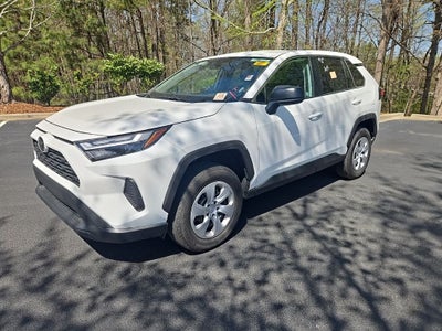 2025 Toyota RAV4 LE