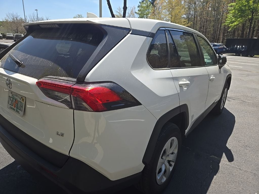 2025 Toyota RAV4 LE