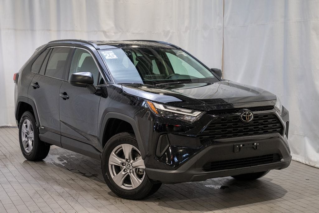 2025 Toyota RAV4 Hybrid LE
