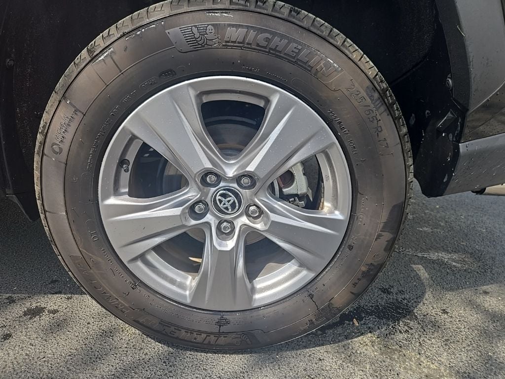 2024 Toyota RAV4 Hybrid LE