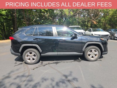 2022 Toyota RAV4 XLE