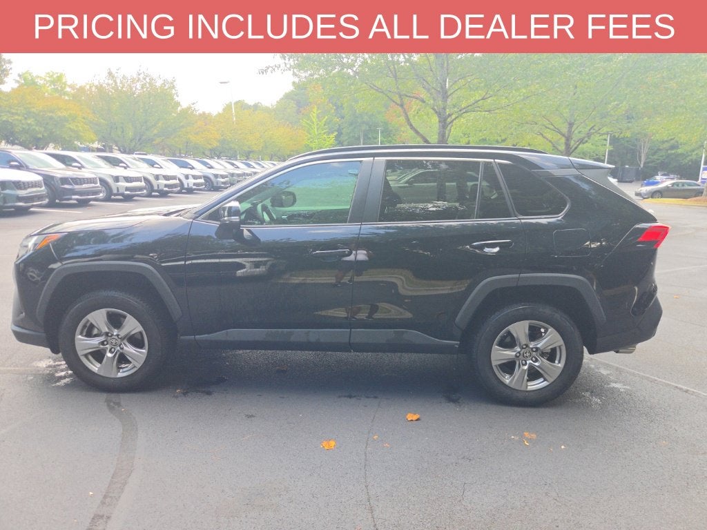 2022 Toyota RAV4 XLE