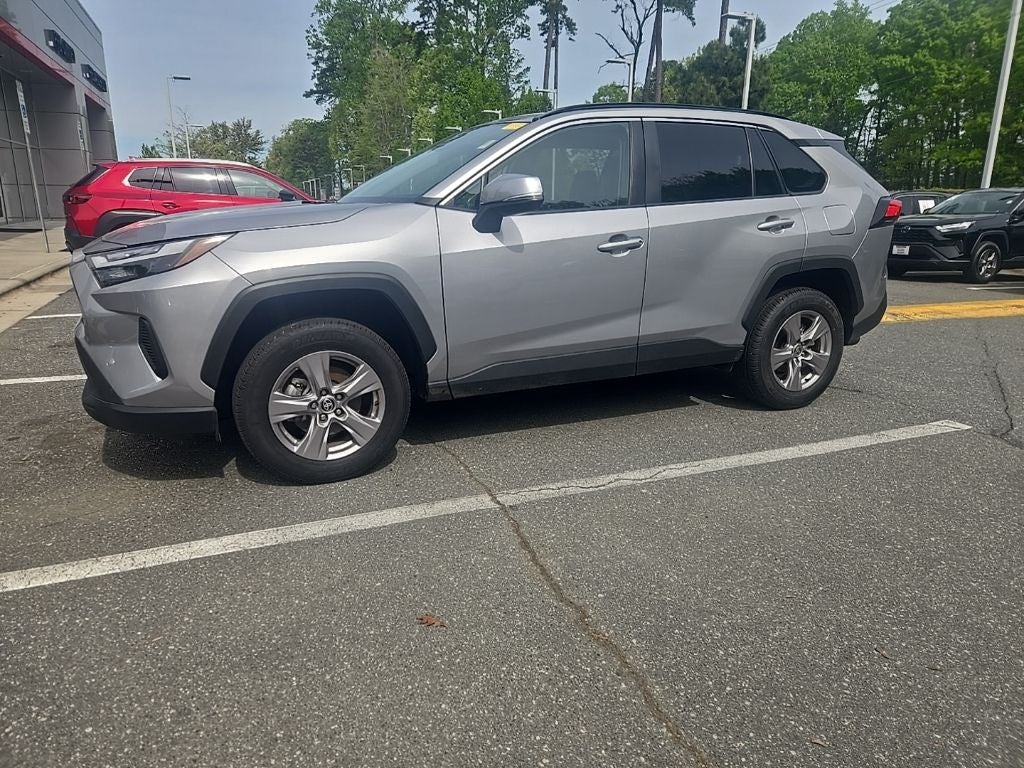 2025 Toyota RAV4 XLE