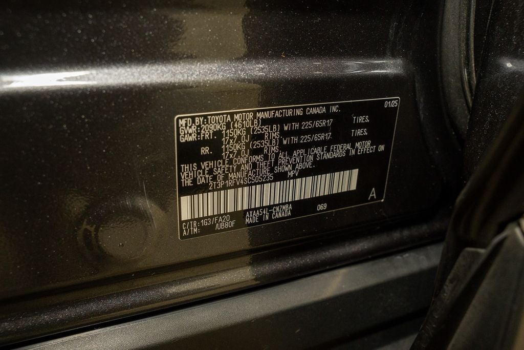 2025 Toyota RAV4 XLE