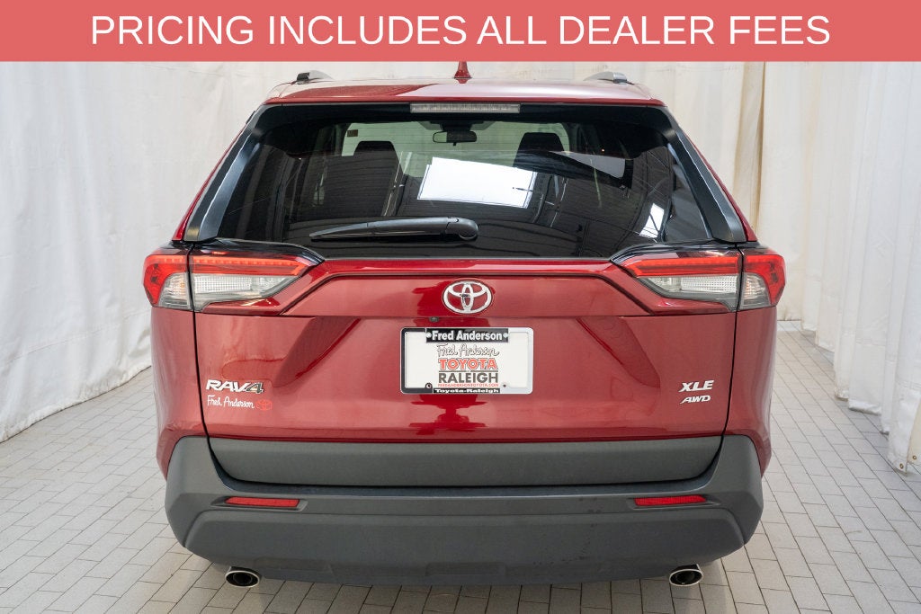 2025 Toyota RAV4 XLE