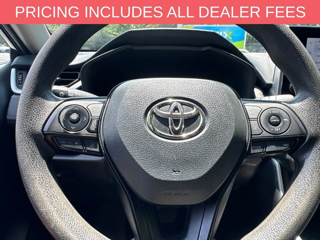 2025 Toyota RAV4 XLE