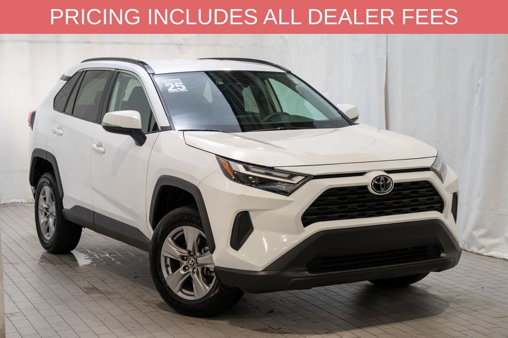 2025 Toyota RAV4 XLE