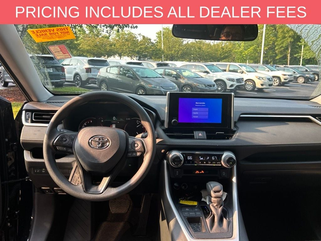 2025 Toyota RAV4 XLE