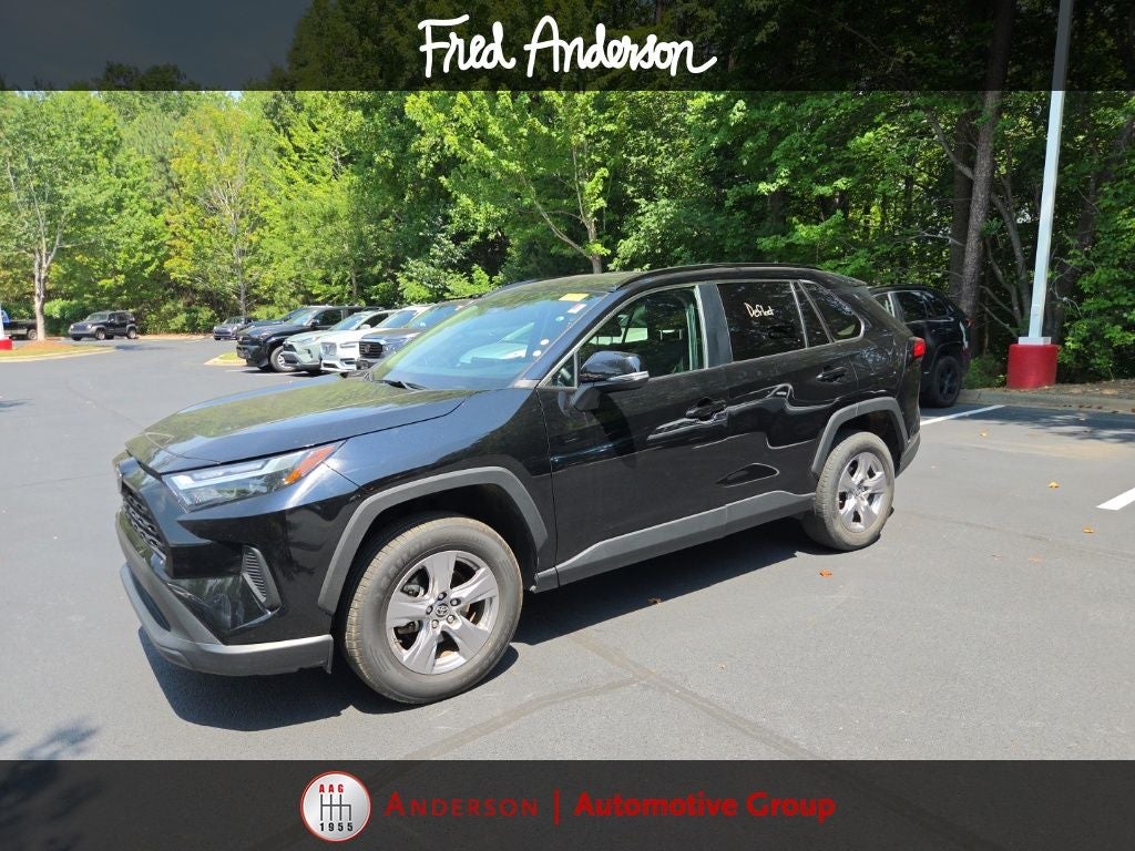 2025 Toyota RAV4 XLE