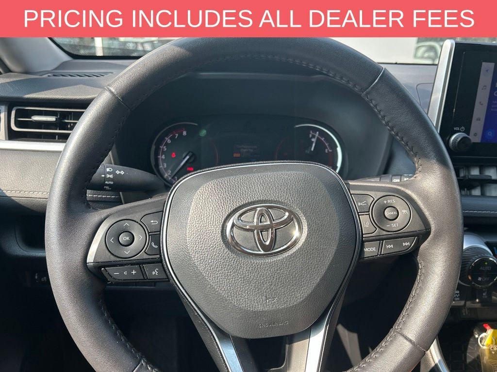 2025 Toyota RAV4 XLE