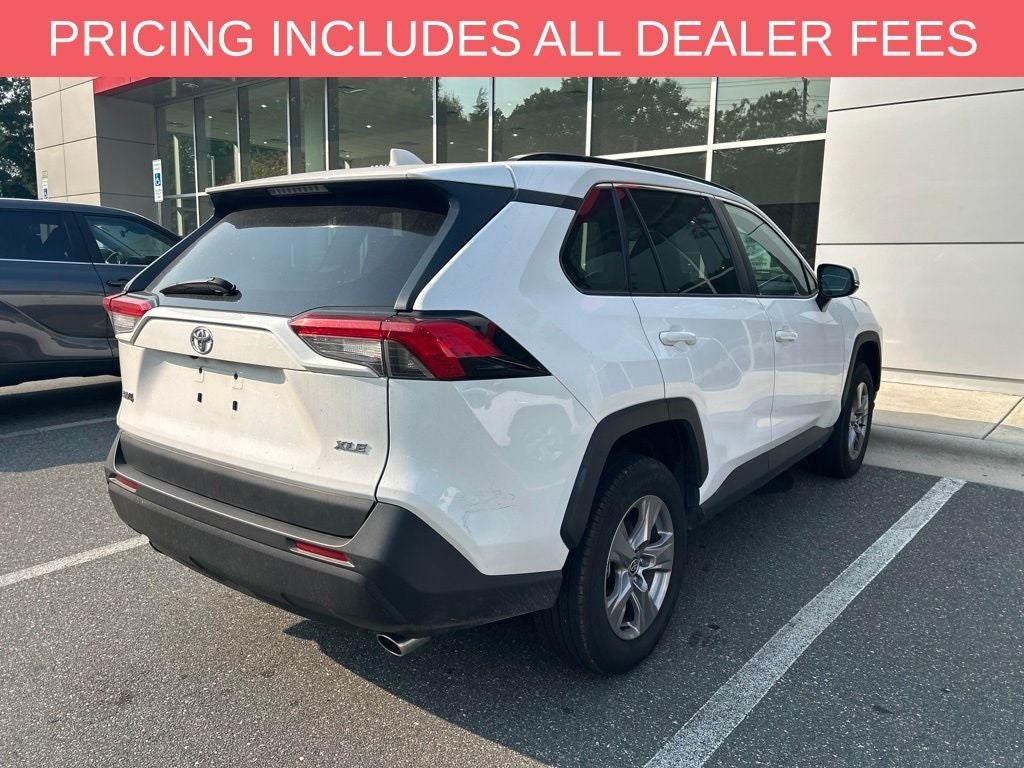 2025 Toyota RAV4 XLE