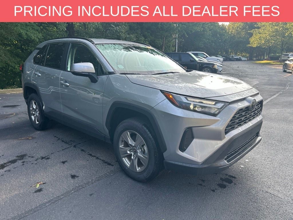 2025 Toyota RAV4 XLE