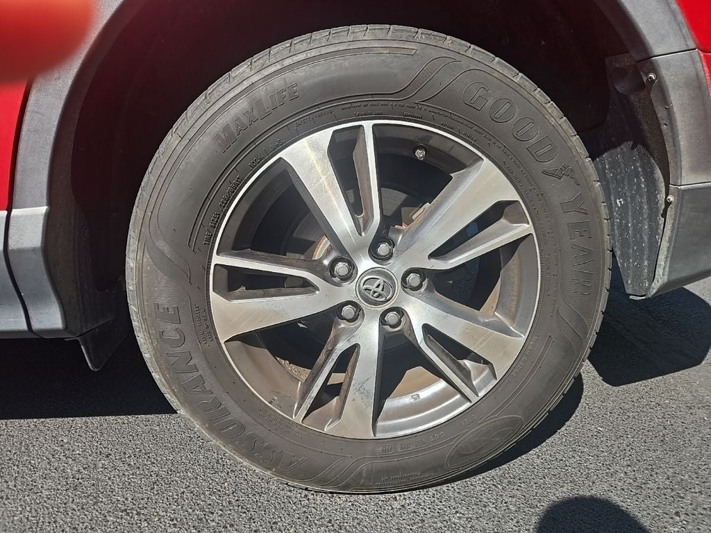 2016 Toyota RAV4 XLE